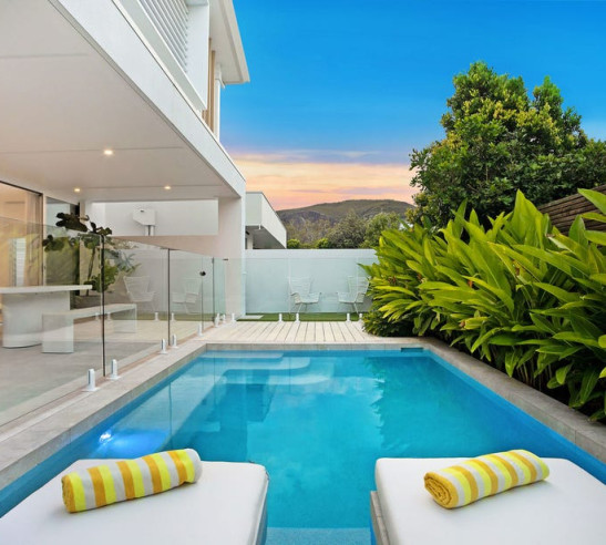 beachside home pool view mount coolum